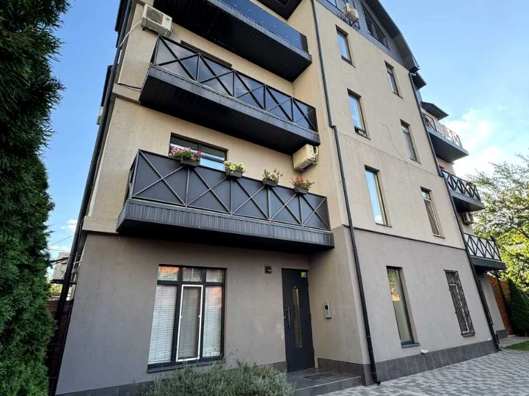 Apartment. Mandrikovskaya st., Dnipro