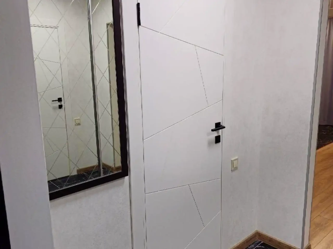 Rent 1-bedroom apartment 32 m² on the 23rd/29th floor.