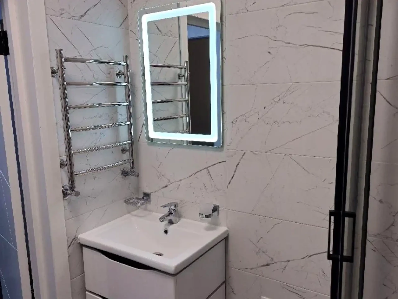 Rent 1-bedroom apartment 32 m² on the 23rd/29th floor.