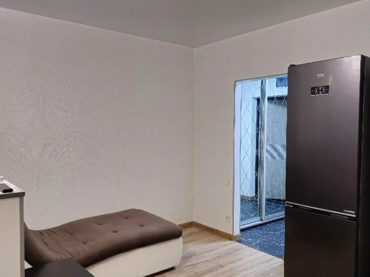 Rent 1-bedroom apartment 32 m² on the 23rd/29th floor.