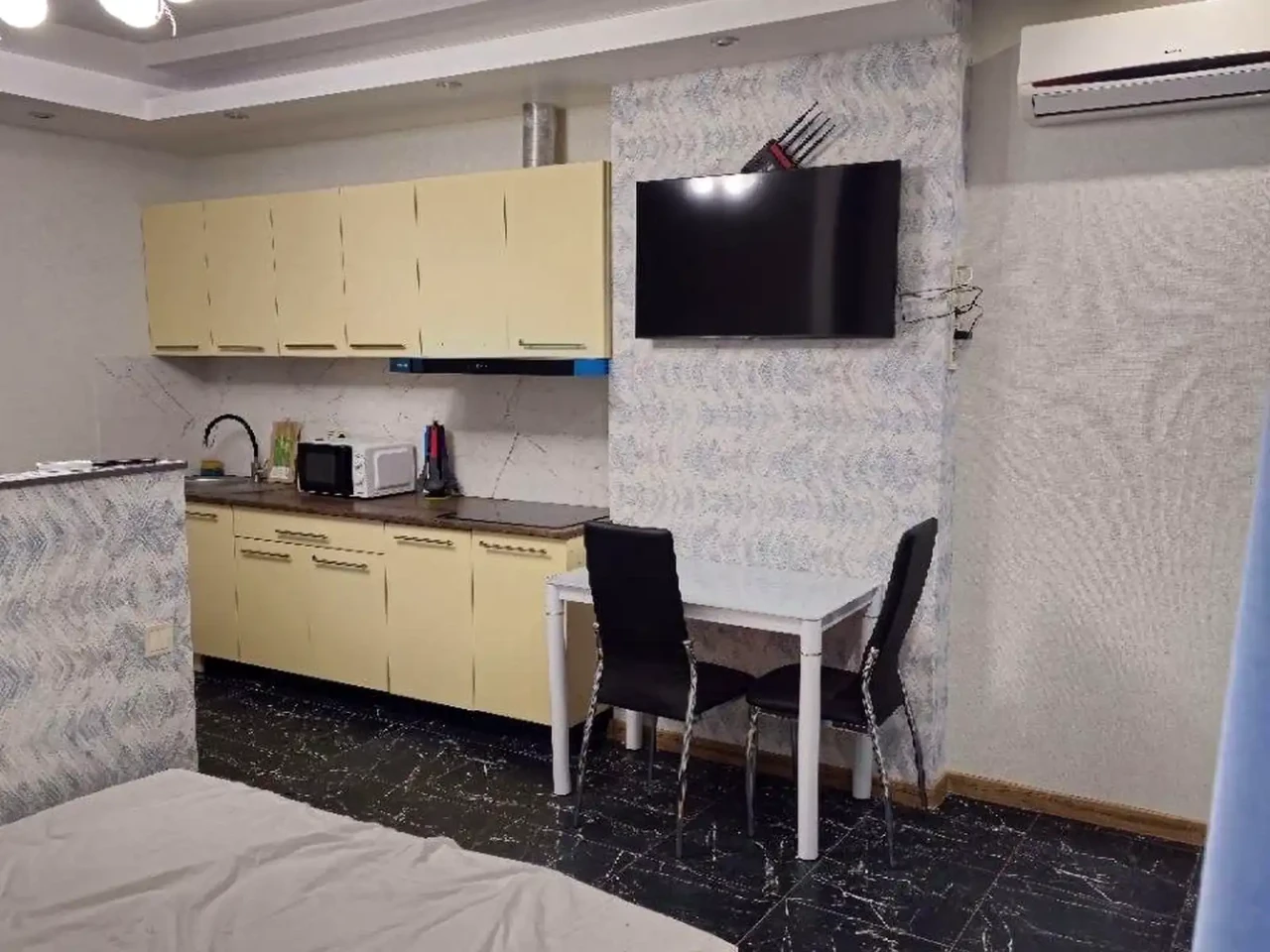 Rent 1-bedroom apartment 32 m² on the 23rd/29th floor.