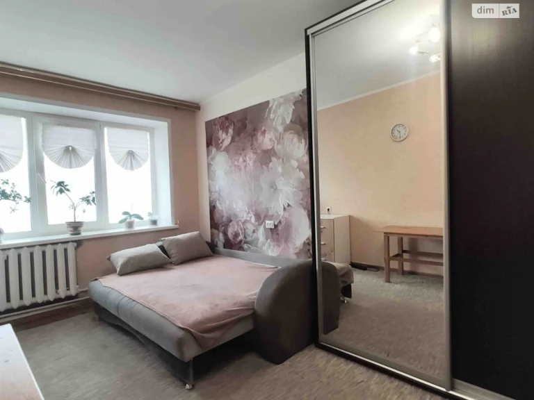 Long-Term Rental Room in a 3-Room Apartment