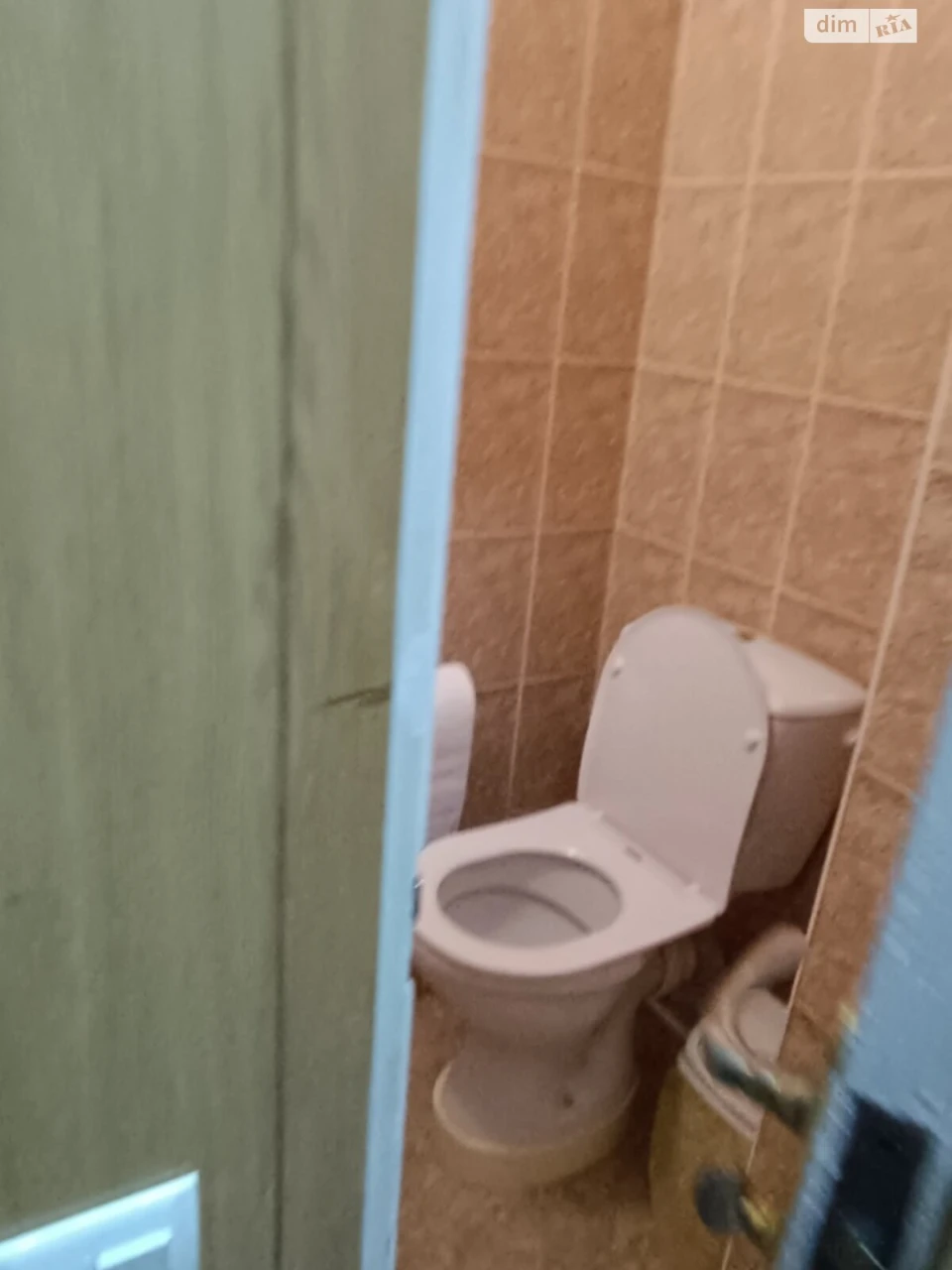 Long-Term Rental of Room in the Center