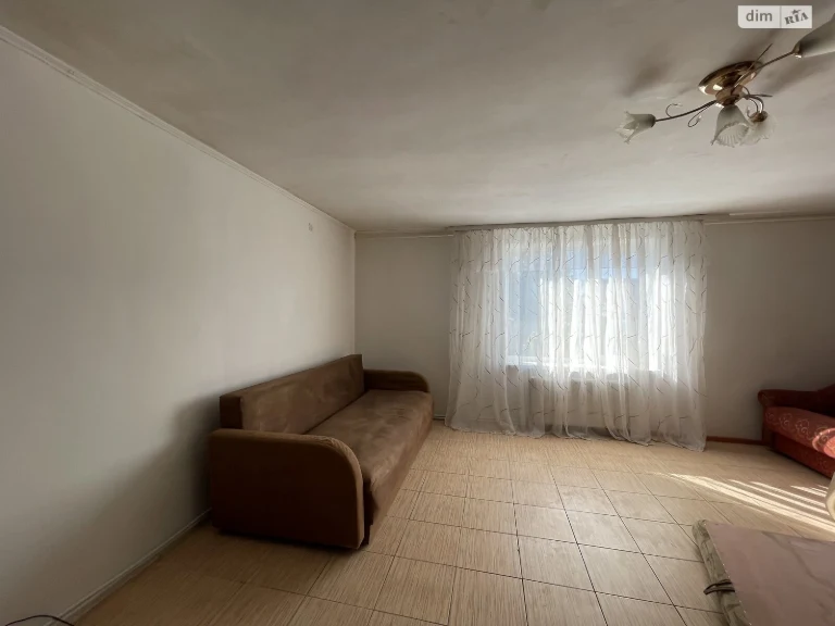 Long-Term Rental Room Old Town