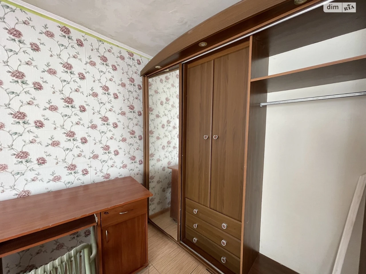 Long-Term Rental Room Old Town