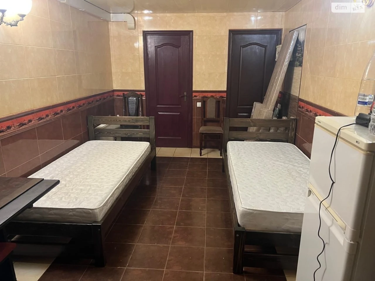 Long Term Rental - Room "Vyshenka"