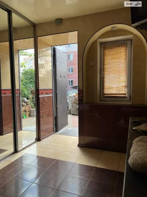 Long Term Rental - Room "Vyshenka"