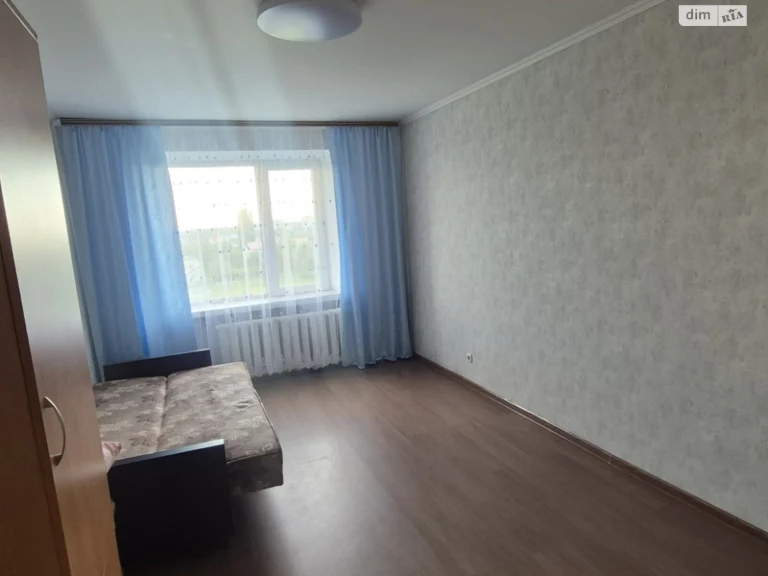 Long-Term Rent: Room in a Property