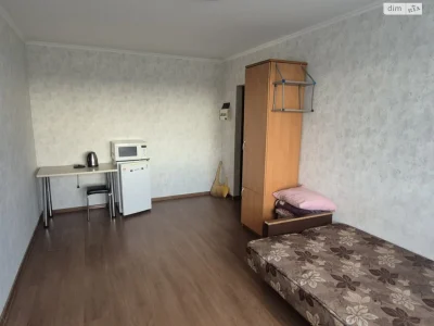 Long-Term Rent: Room in a Property