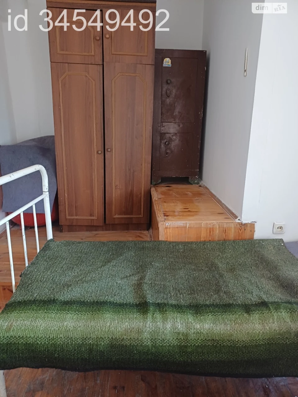Long-Term Rental Room, Zamostянський
