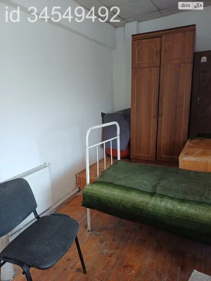 Long-Term Rental Room, Zamostянський