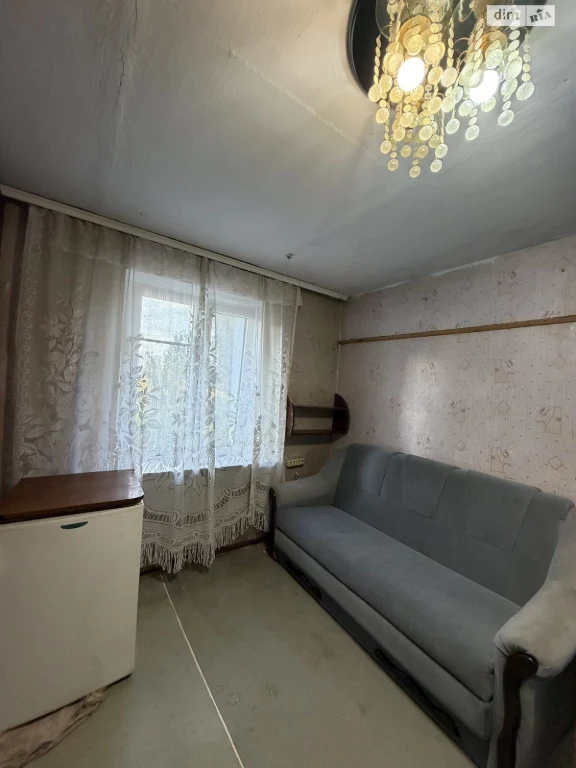 Long-Term Rental Room - Southwestern