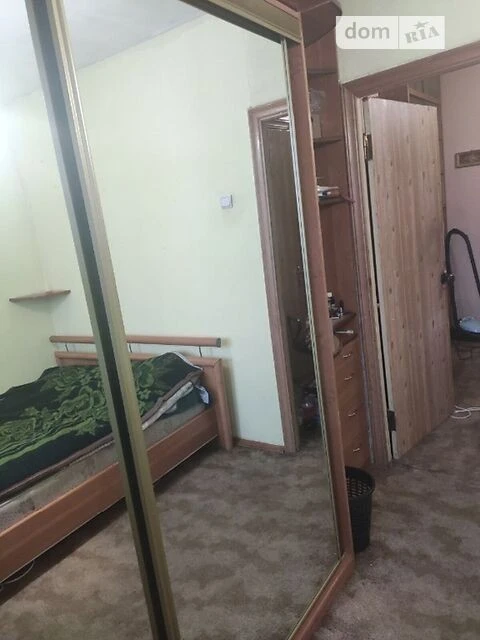 Здам в оренду кімнату на вул. Героїв Дніпра 7 довгостроково