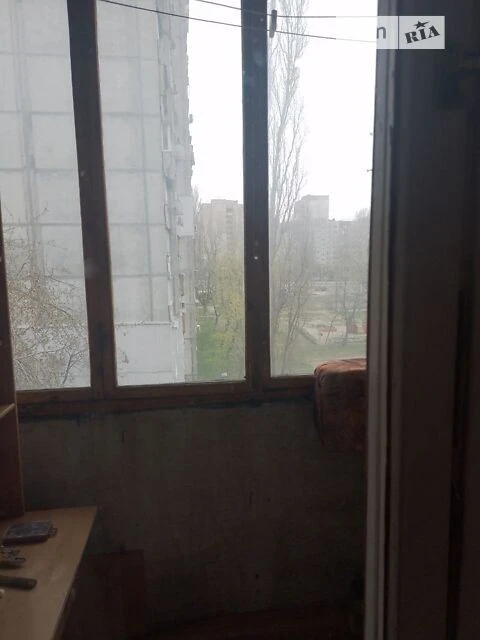 Здам в оренду кімнату на вул. Героїв Дніпра 7 довгостроково