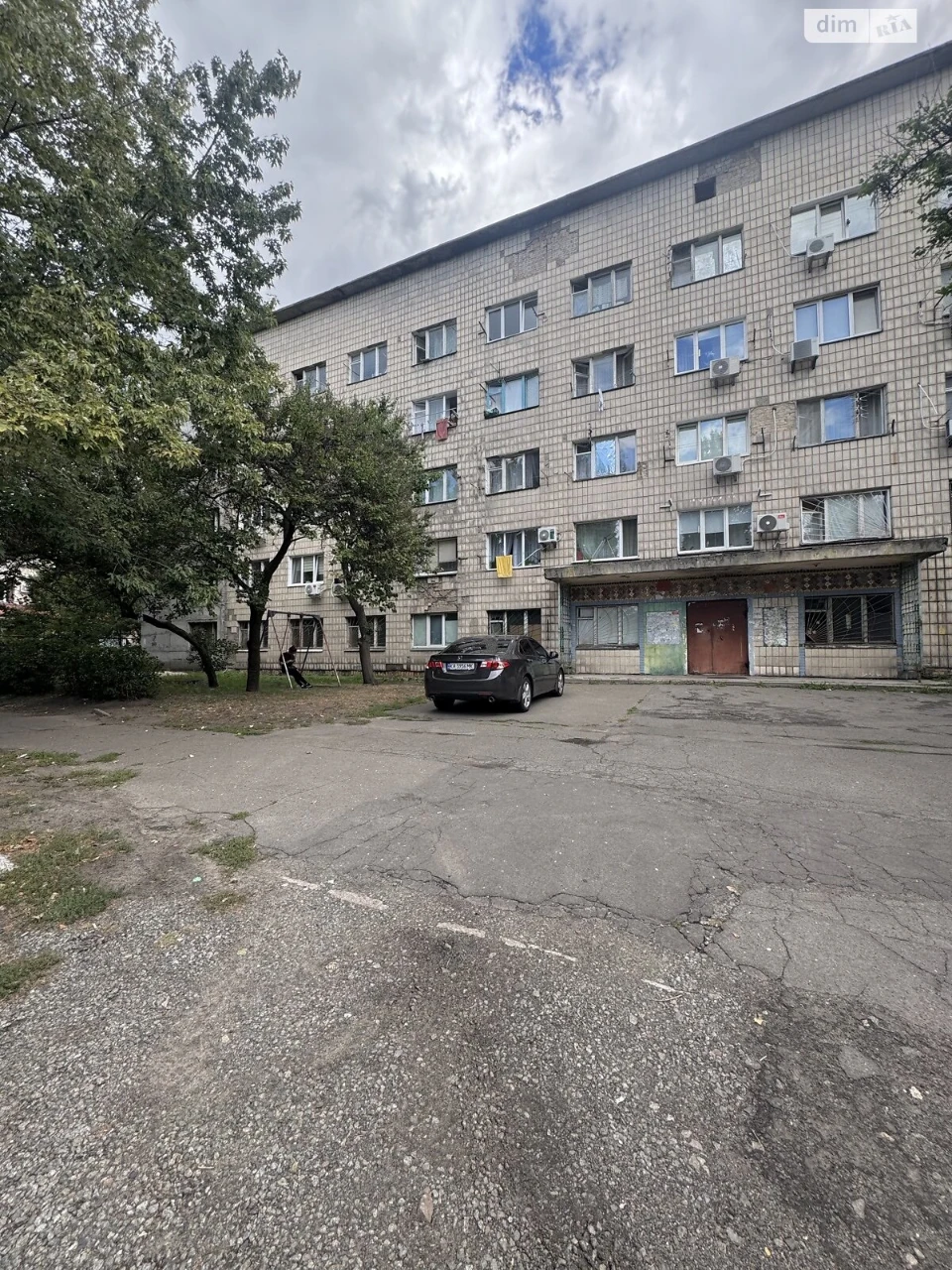 Довгострокова Оренда Кімнати в гуртожитку
