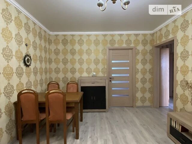 Здам в оренду кімнату на вул. Ревуцького 11Г довгостроково •