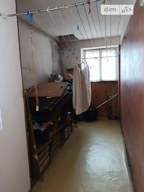Здається в оренду кімната на вулиці Азербайджанська, 8Б, на довгий термін
