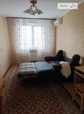 Здається в оренду кімната на вулиці Азербайджанська, 8Б, на довгий термін