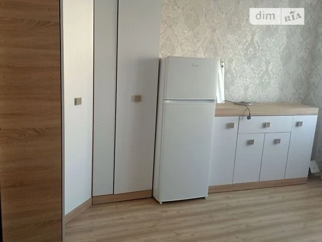 Сдается комната на ул. Игоря Юхновского 28 в долгосрочной перспективе