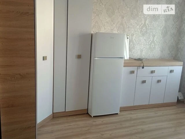 Сдается комната на ул. Игоря Юхновского 28 в долгосрочной перспективе