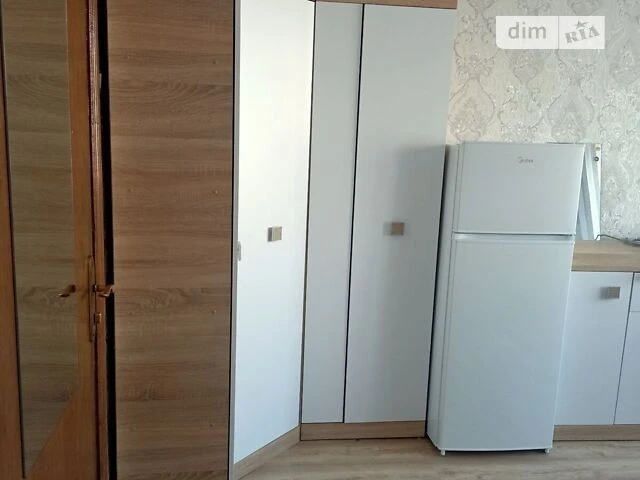 Сдается комната на ул. Игоря Юхновского 28 в долгосрочной перспективе