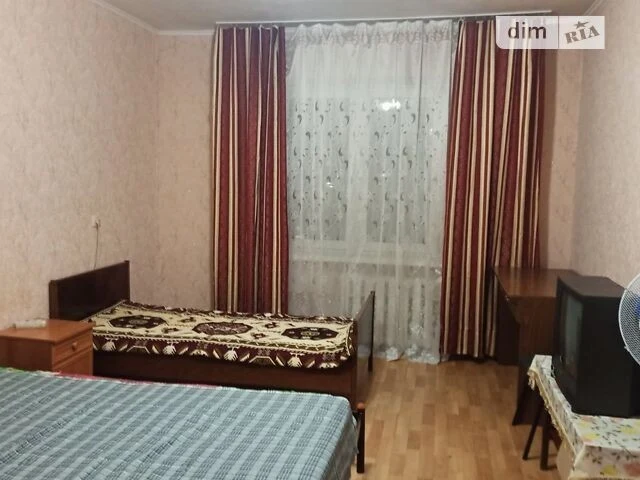 Сдается комната в аренду на ул. Олены Пчилки 2Б на длительный срок