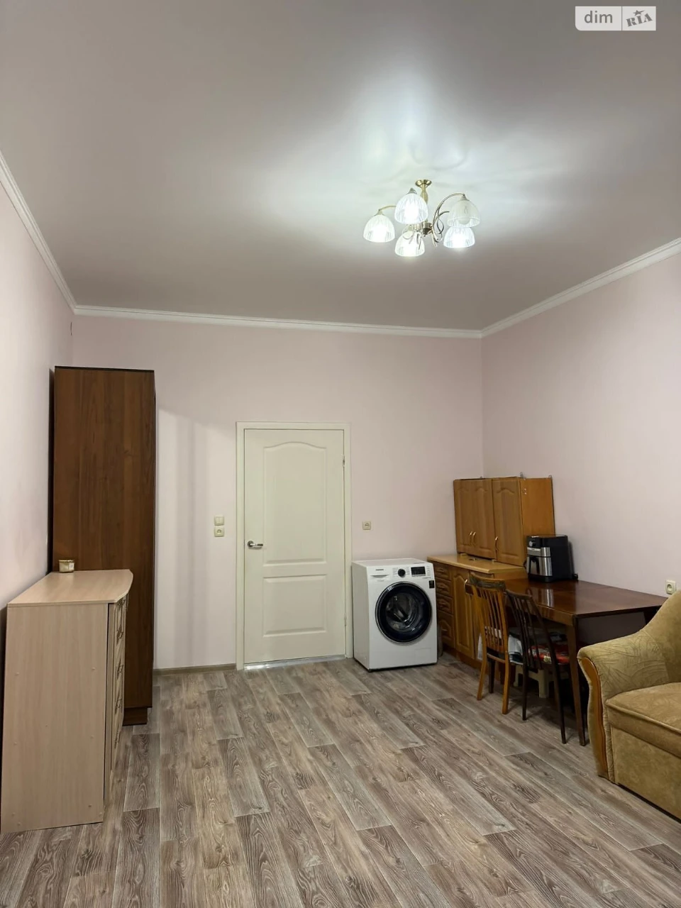 Room for sale Primorsky