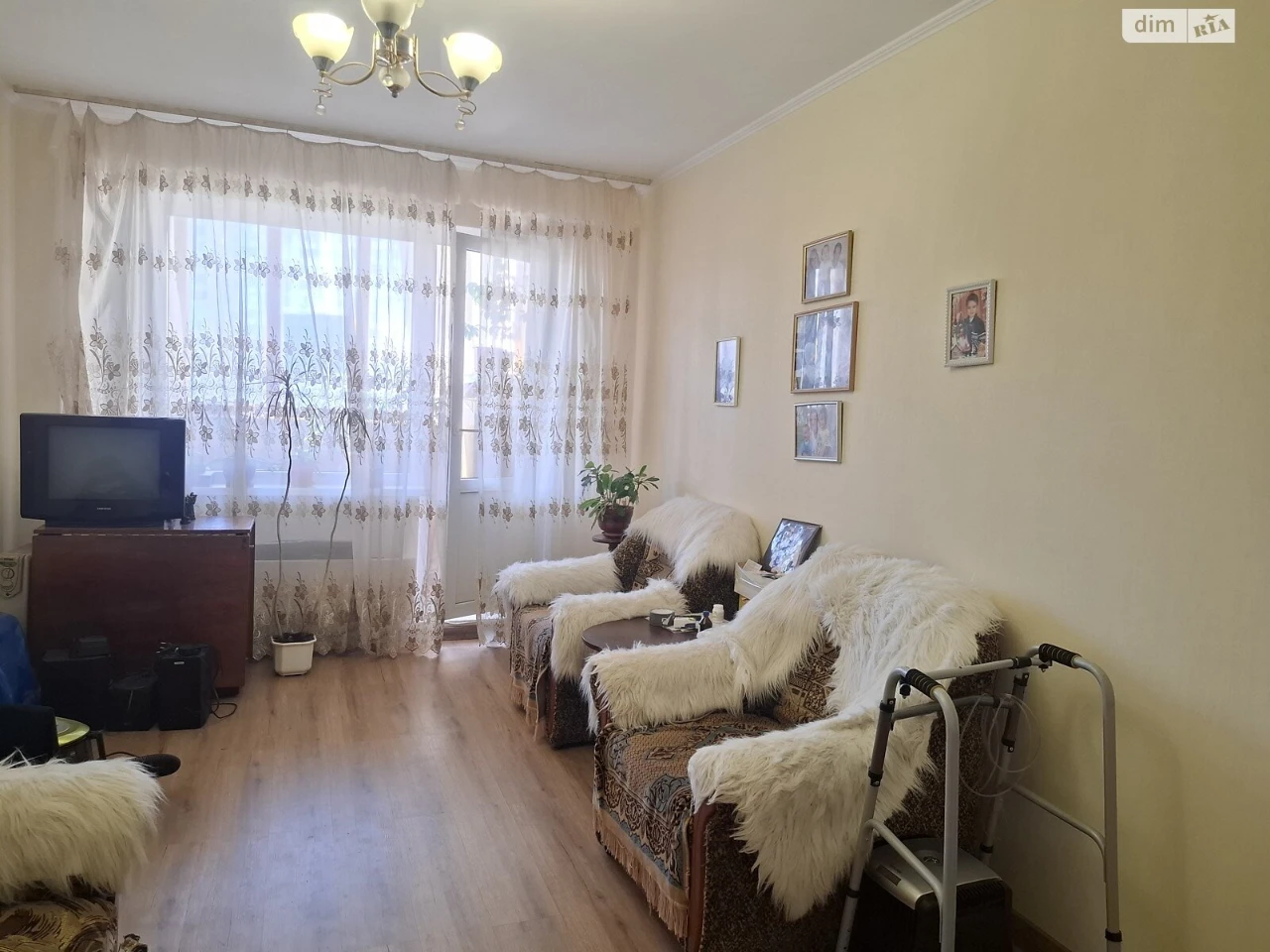 Long-Term Rental - Three Broke Room