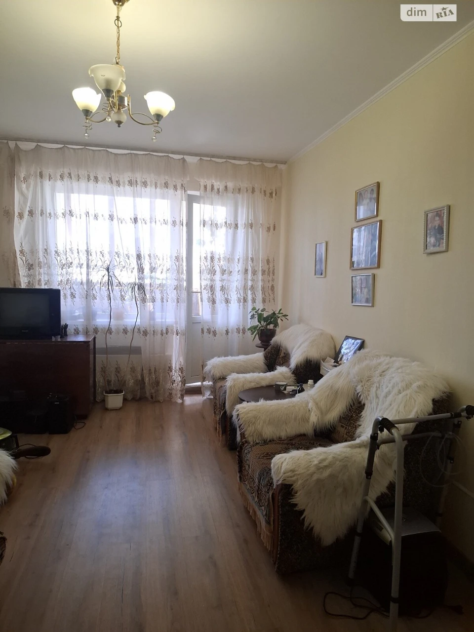 Long-Term Rental - Three Broke Room