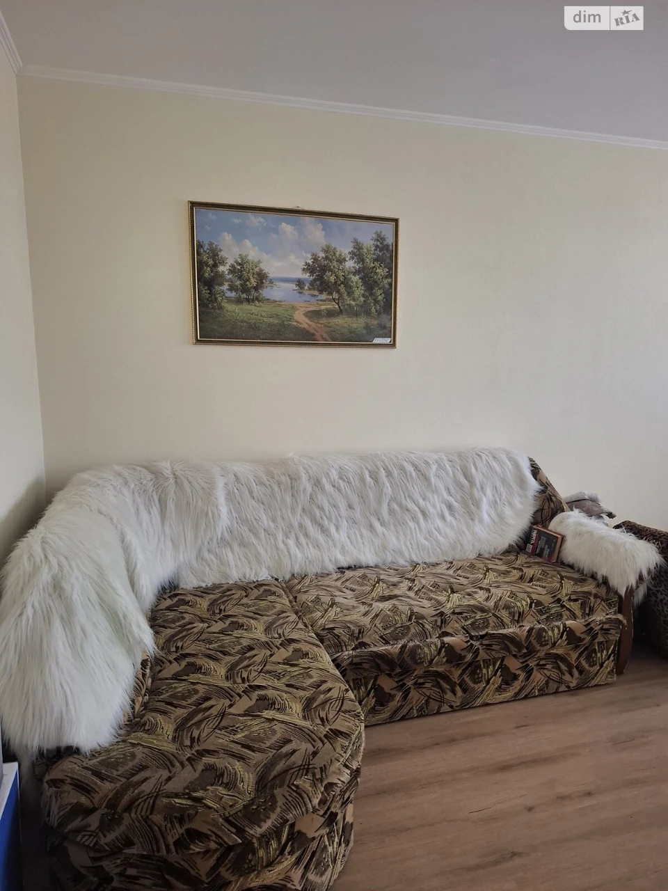 Long-Term Rental - Three Broke Room