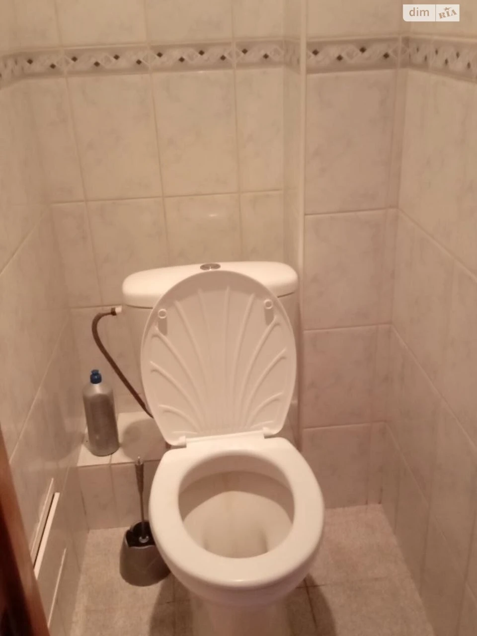 Long Term Rental Room Troshtchyna