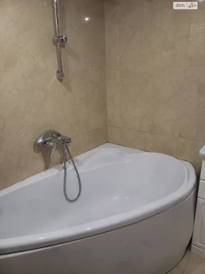 Long-Term Rental Room in Oleksandrivs'ka Slobidka