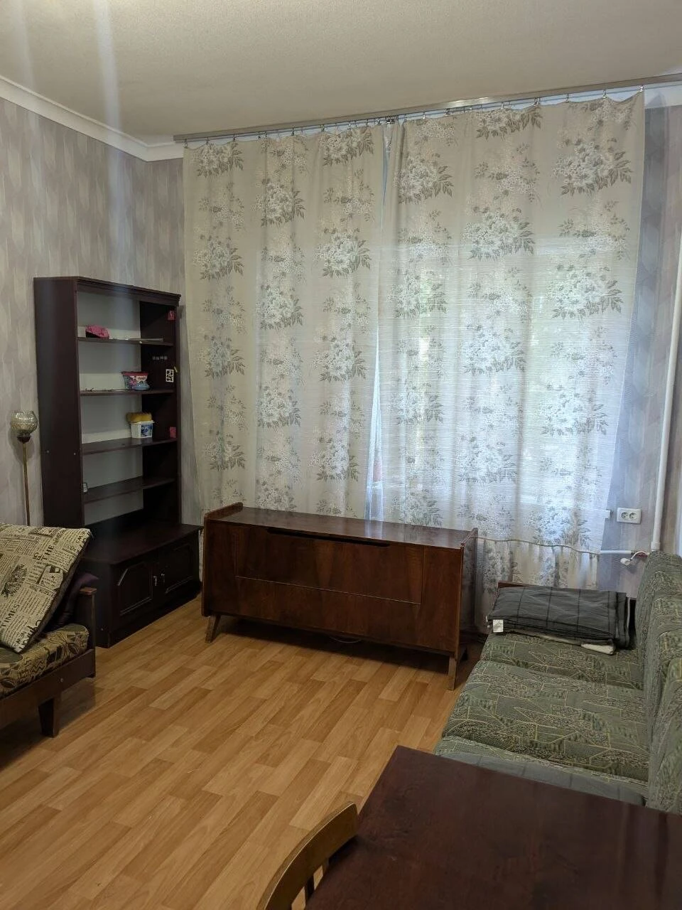 Сдам комнату для мужчины рядом с м. Лукьяновская и м. КПИ