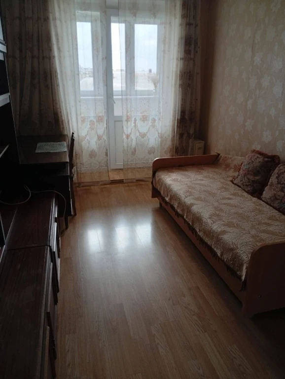 Rent a room in a 3-room apartment