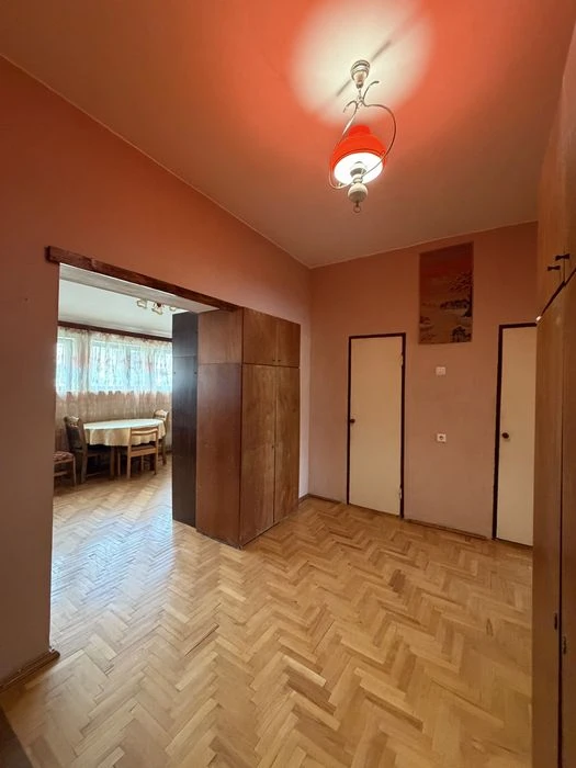 Продаж 3-х кімнатної квартири.