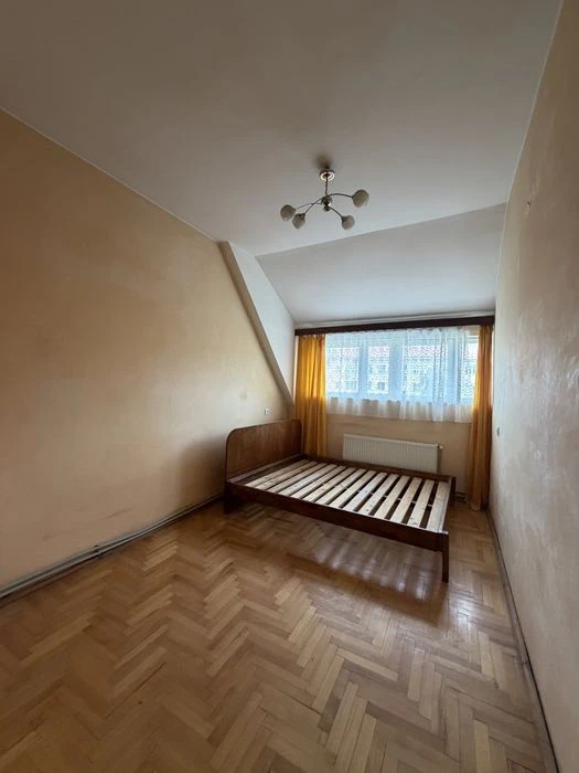 Продаж 3-х кімнатної квартири.