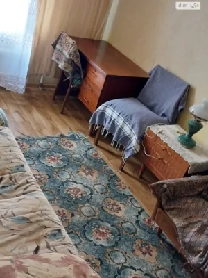 Довгострокова оренда кімнати в Троєщинi
