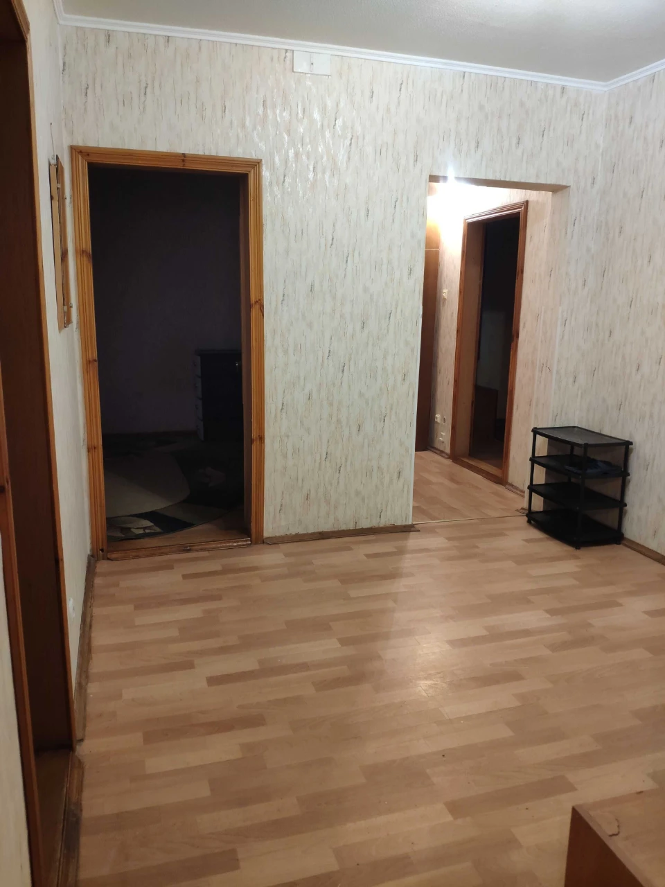 Окрема кімната 16 м² "під ключ" БЕЗ КОМПЛЕКТА НЕЛЕЖНОГО гарний стан