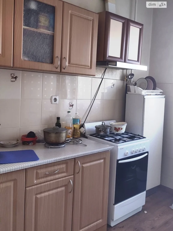 Long-Term Rental Room, Left Bank Area