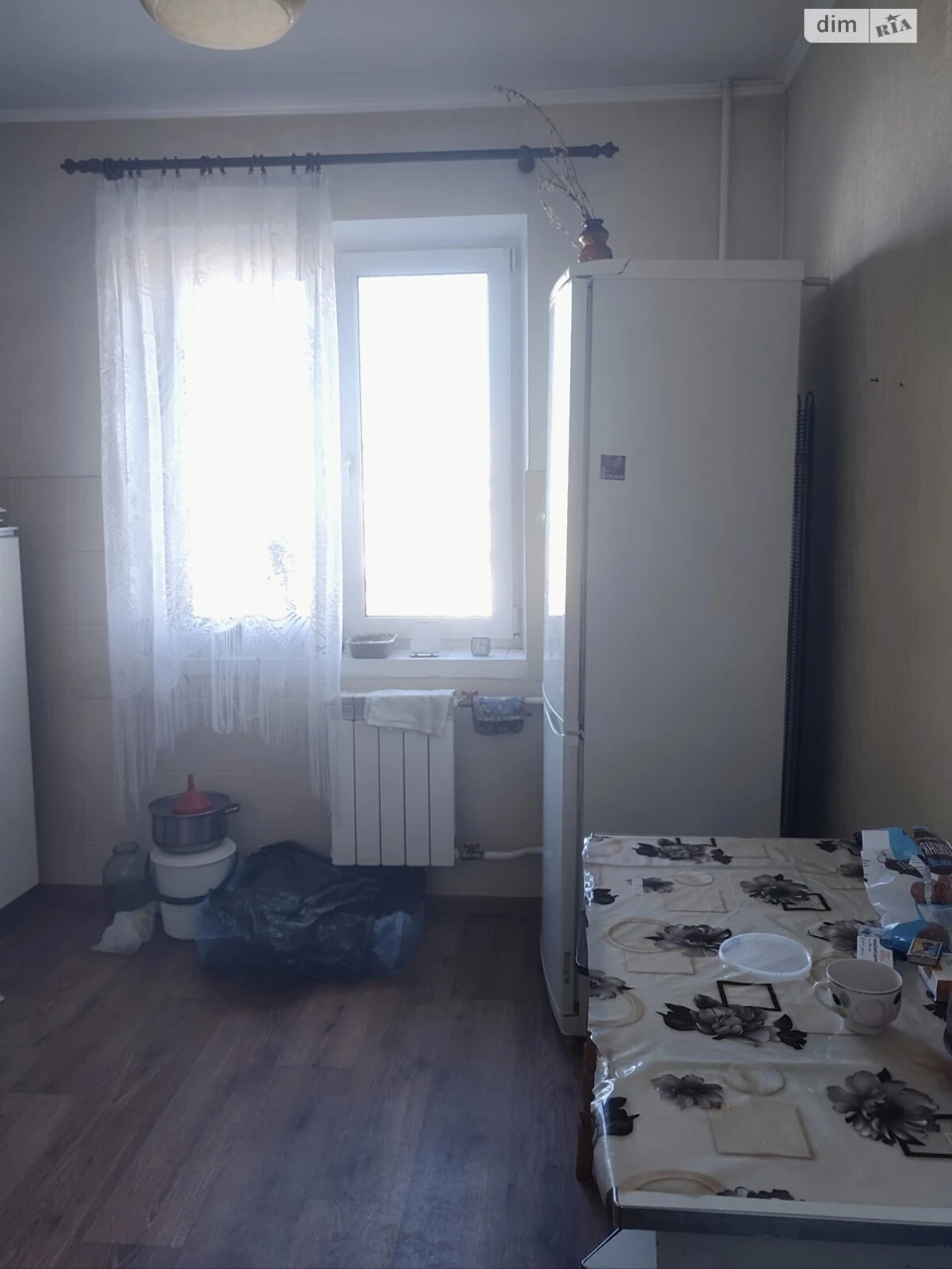 Long-Term Rental Room, Left Bank Area