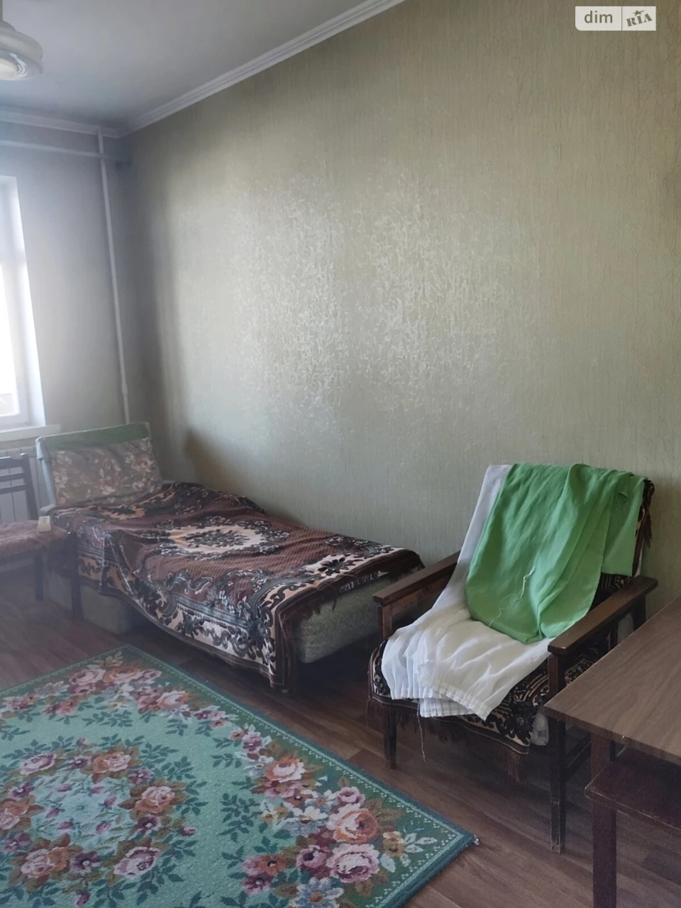 Long-Term Rental Room, Left Bank Area