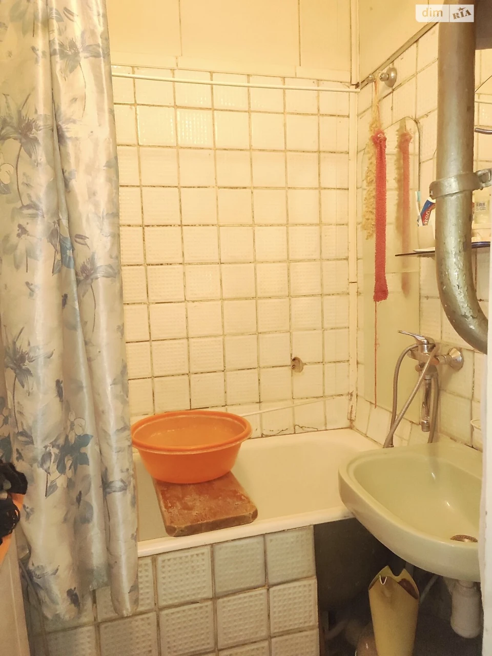 Long-Term Rental Room, Left Bank Area