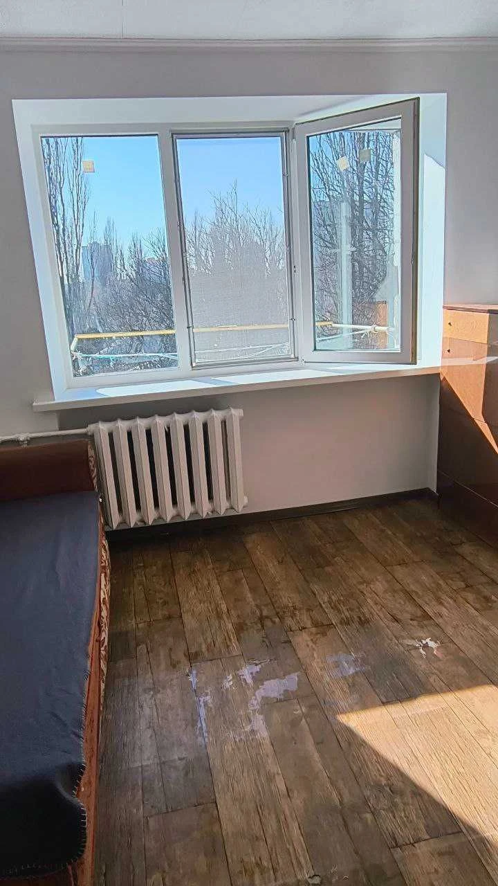 Rent of a room in a dormitory, вул. Akademika Koroleva 9B