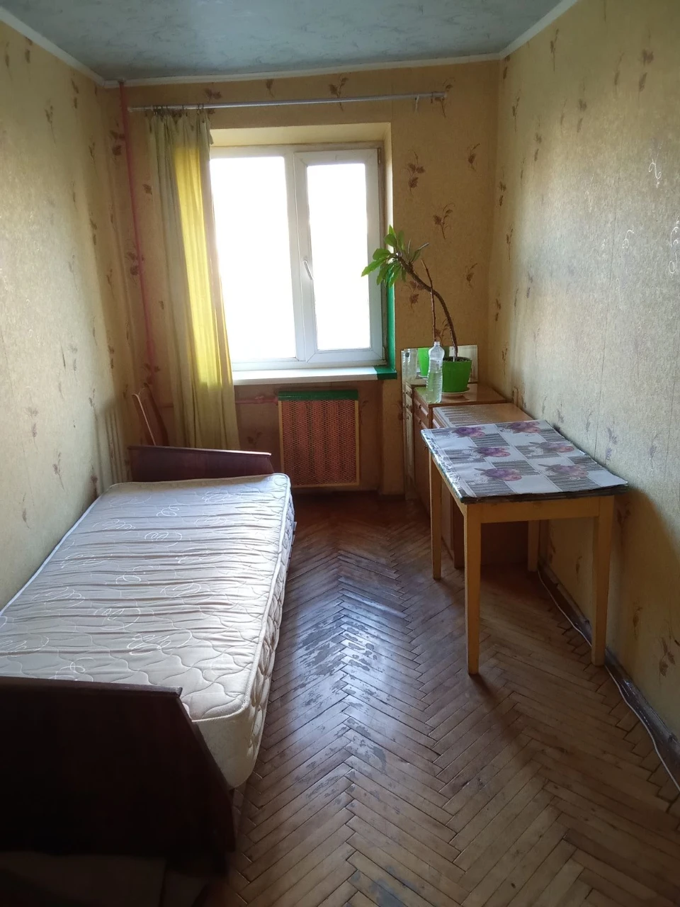 Rent a room 3500