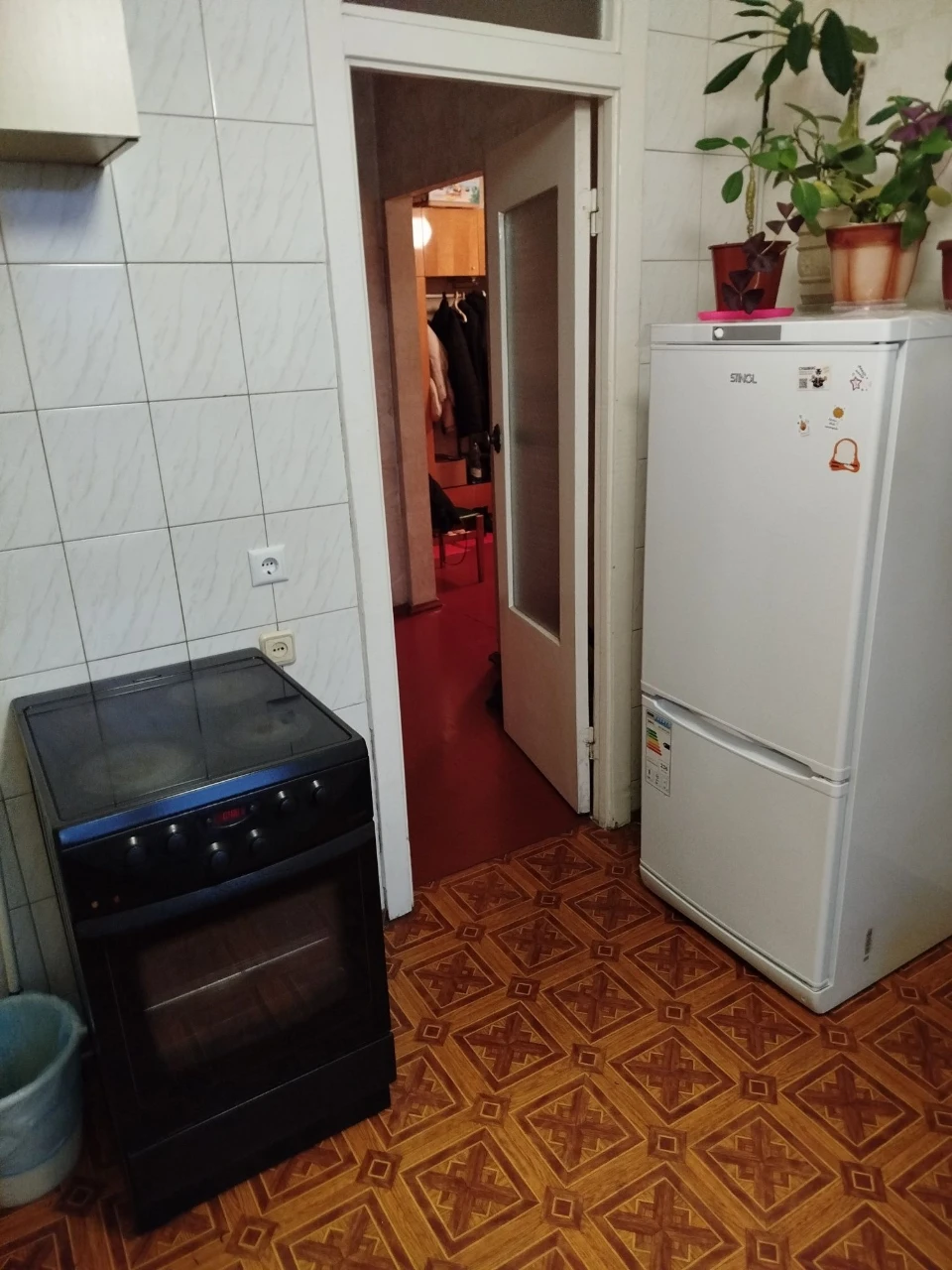 Сдается комната в 3-комнатной квартире на Виноградаре