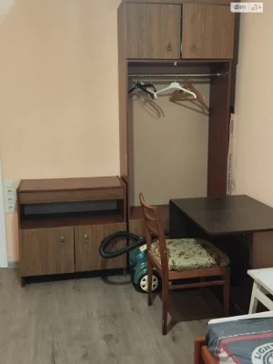 Довгострокова Оренда Кімнати в Троєщин