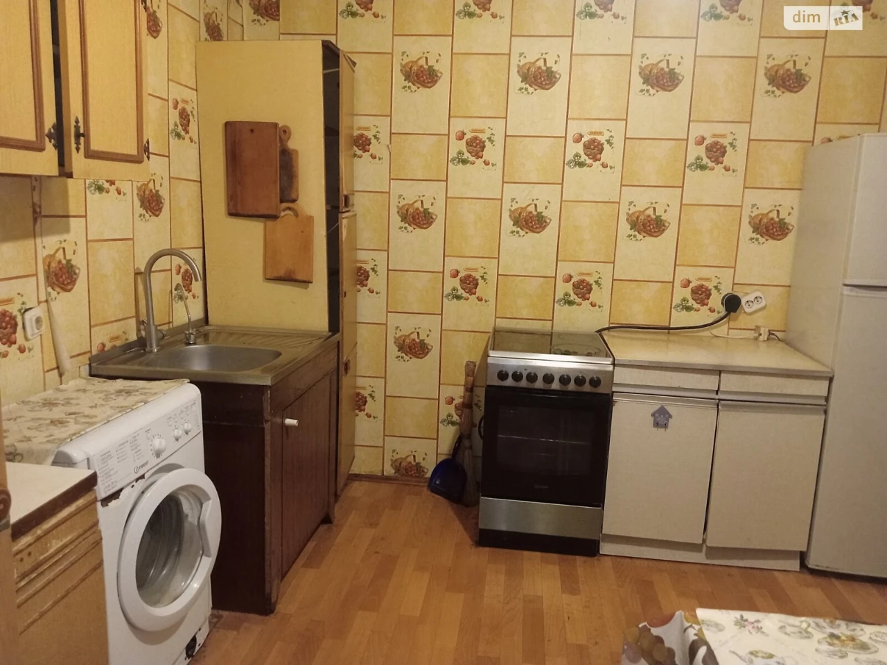 Long-Term Rental Room Troyeshchyna