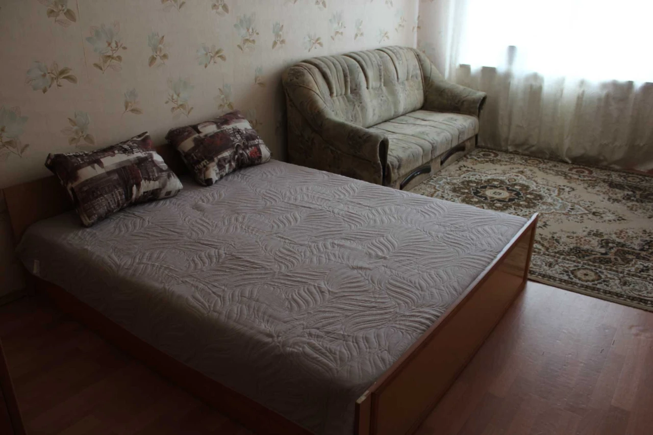 Здам кімнату в будинку на вулиці Петра Григоренка, 16. Оптоволокно