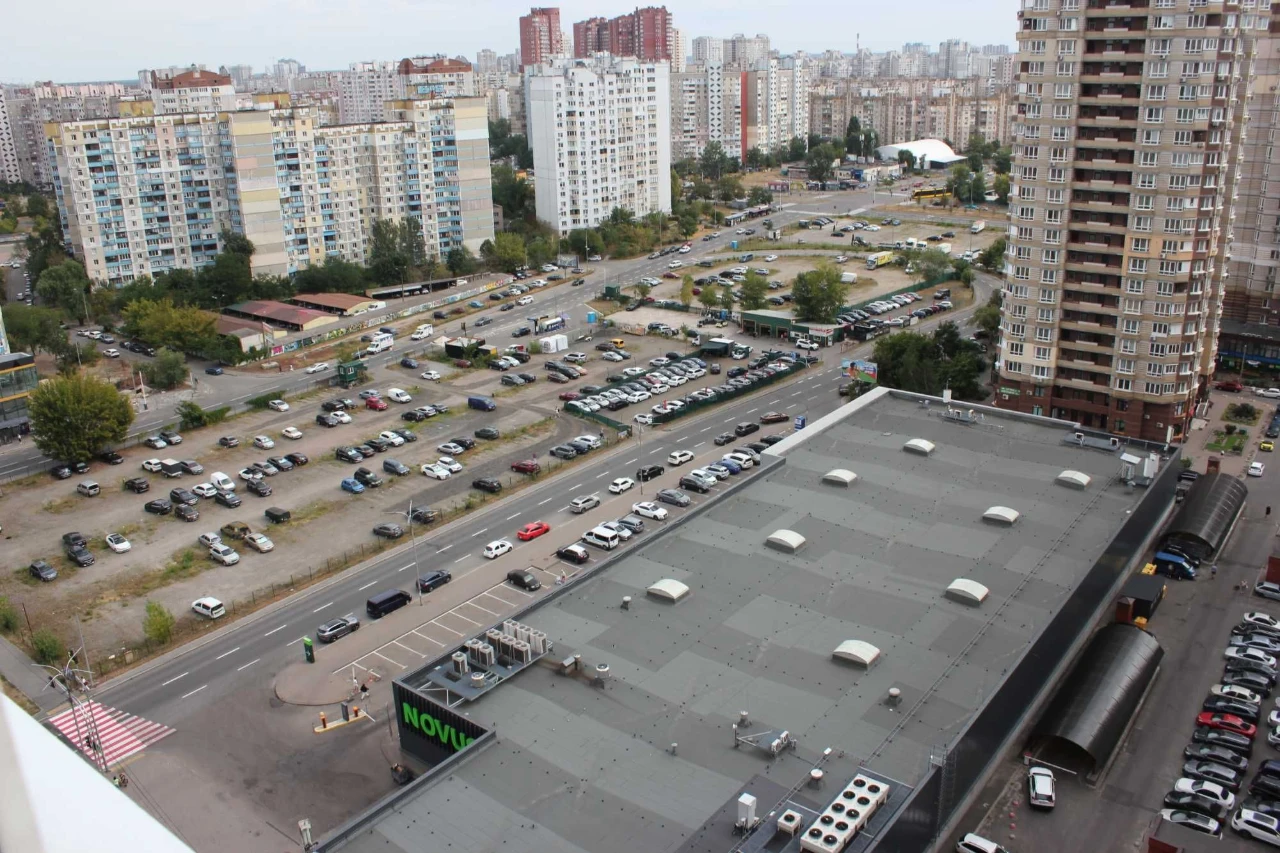 Здам кімнату в будинку на вулиці Петра Григоренка, 16. Оптоволокно
