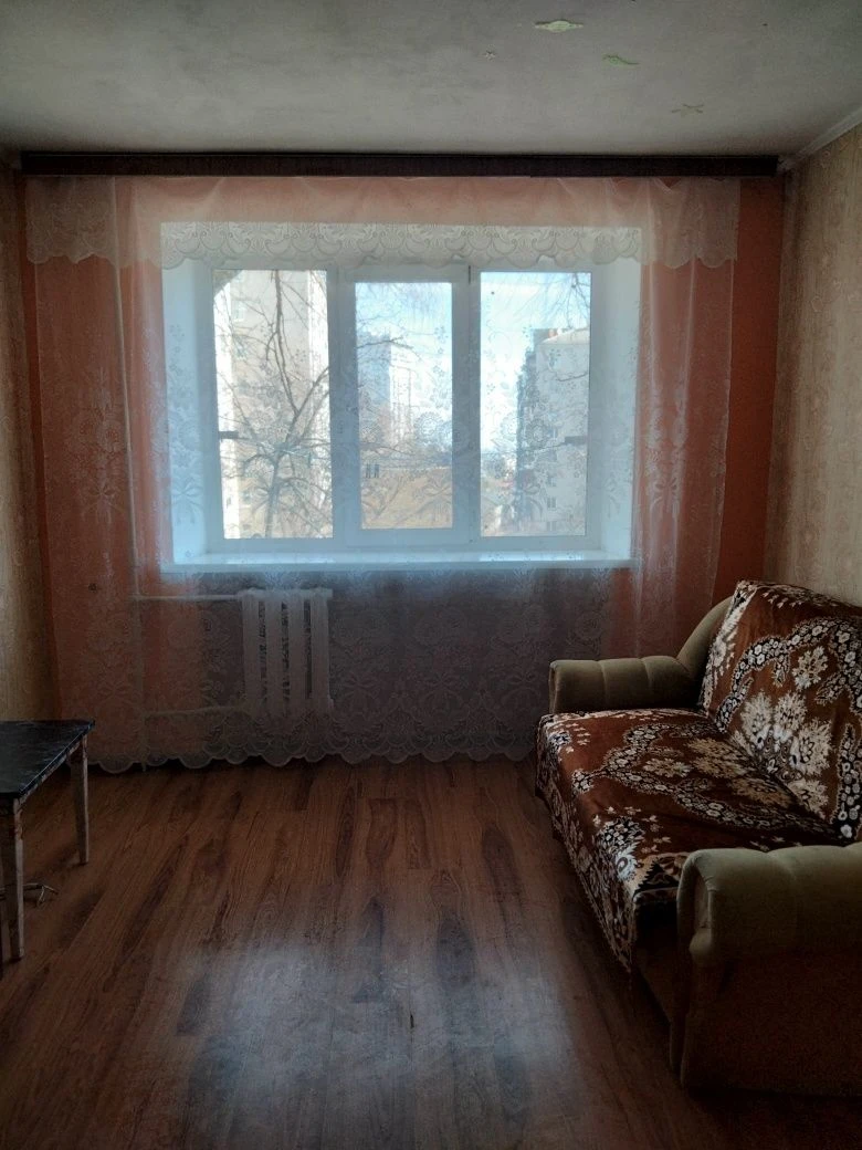 Хозяін Здаю кімнату у гуртожитку